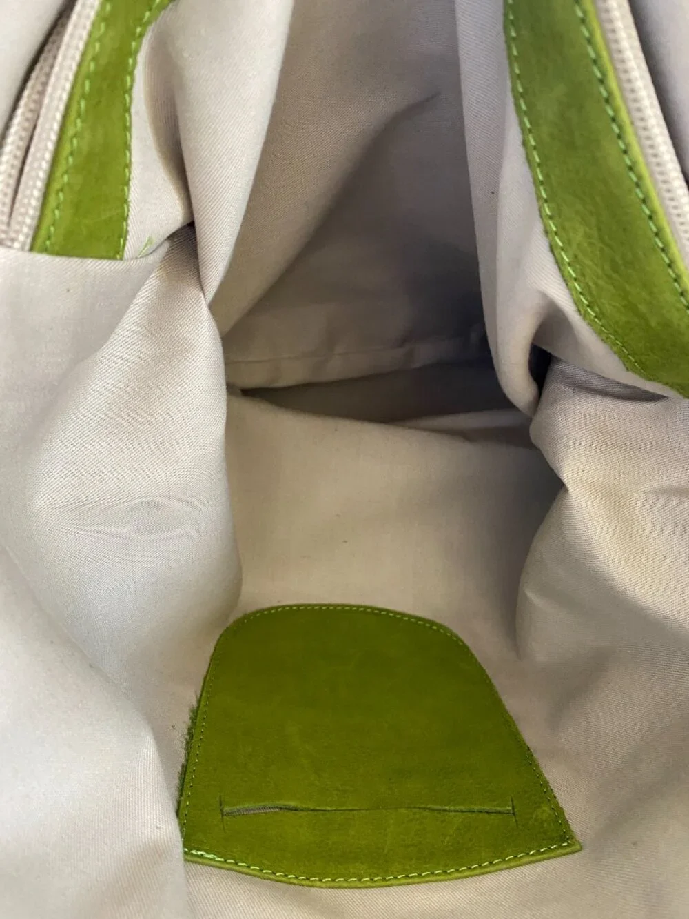 Letorri Leather Handbag Made in Italy - Picture 11 of 15